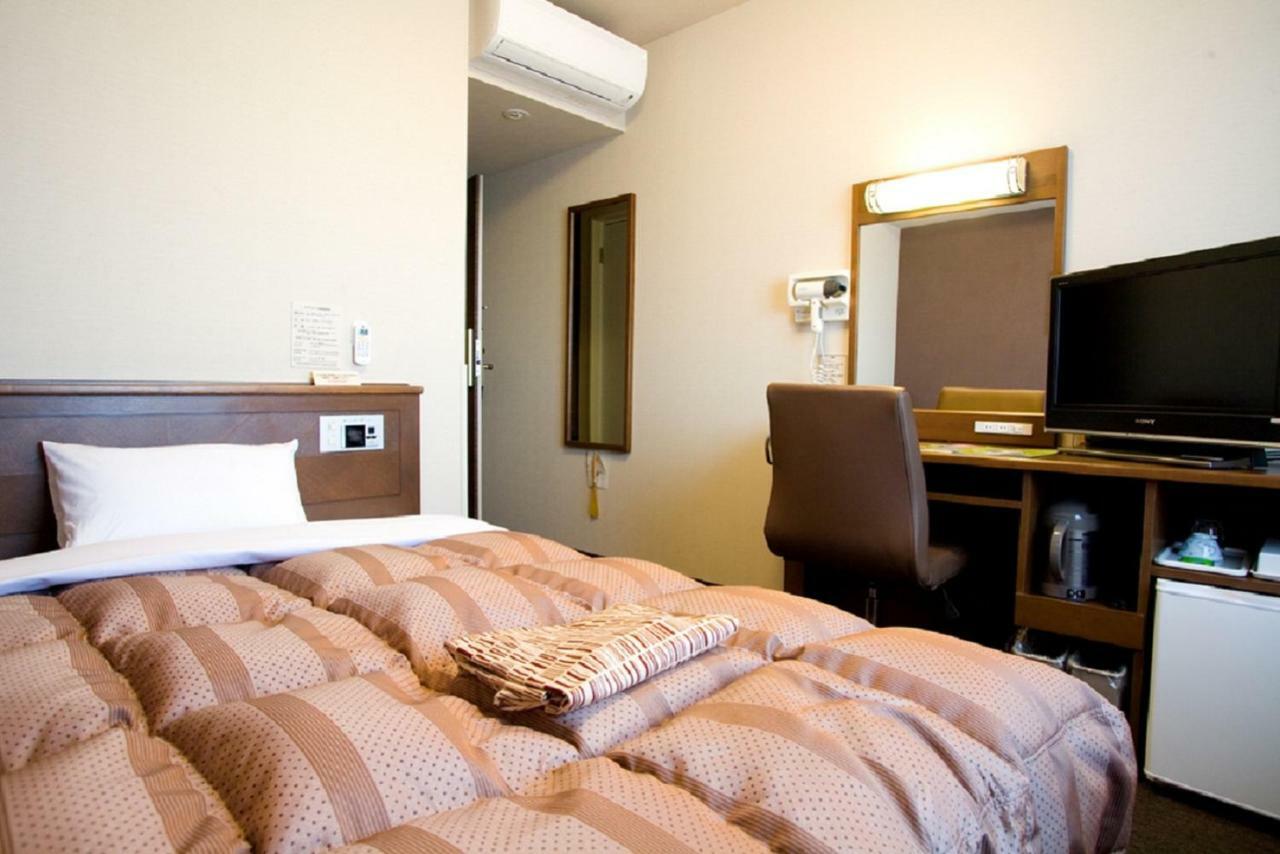 Hotel Route-Inn Nanao Ekihigashi Extérieur photo